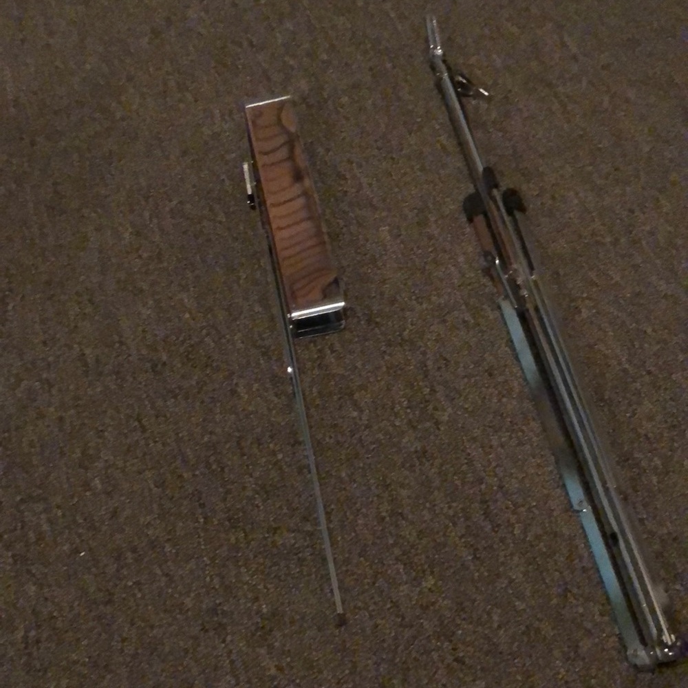 Metal music stand